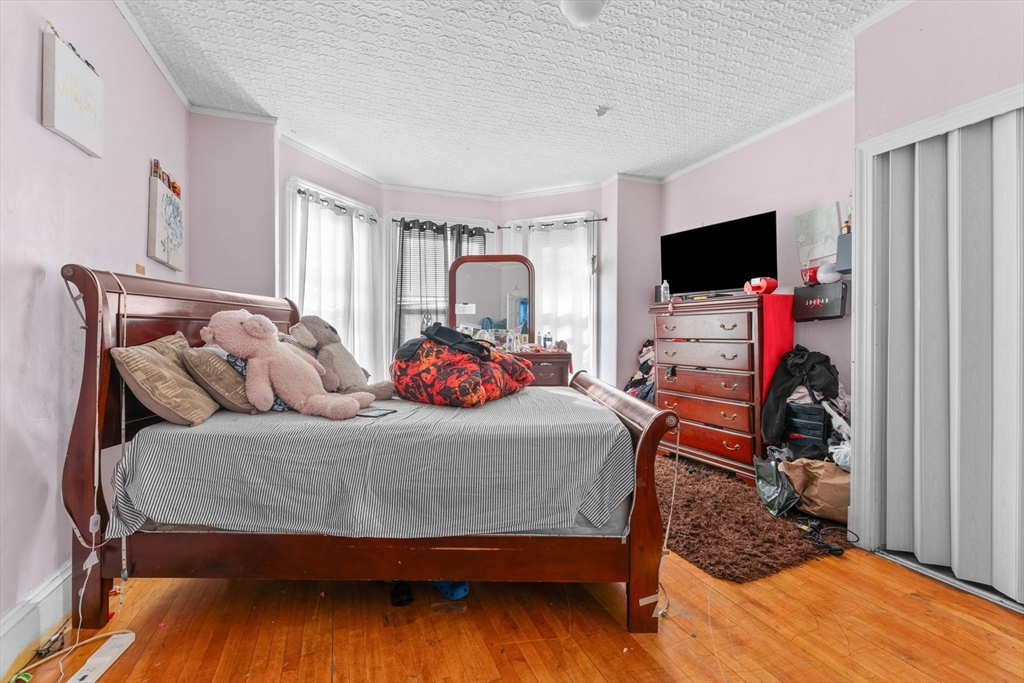 property viewer photo 10