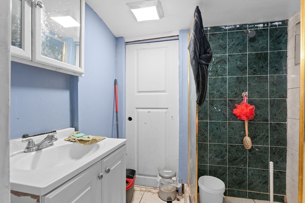 property viewer photo 20
