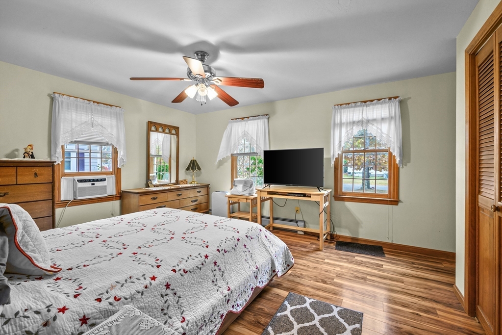 property viewer photo 12