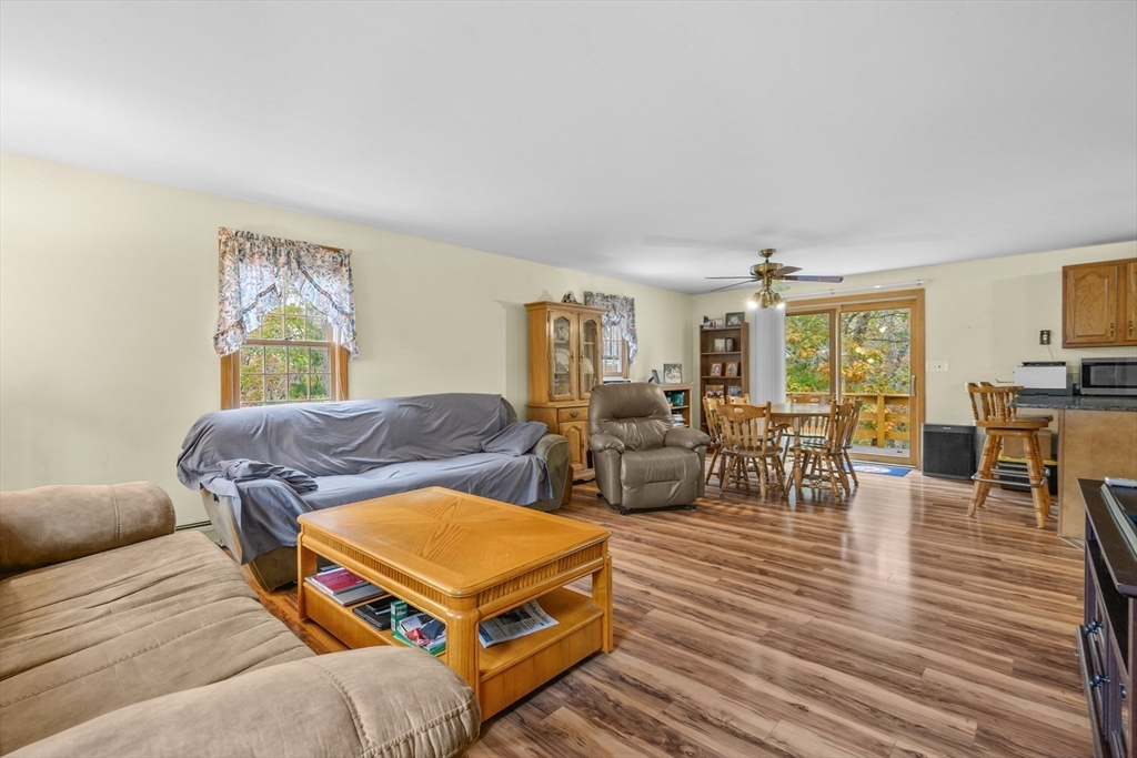 property viewer photo 4