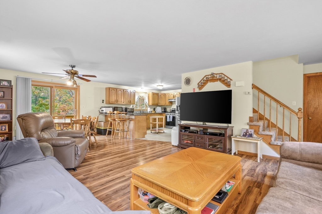 property viewer photo 7