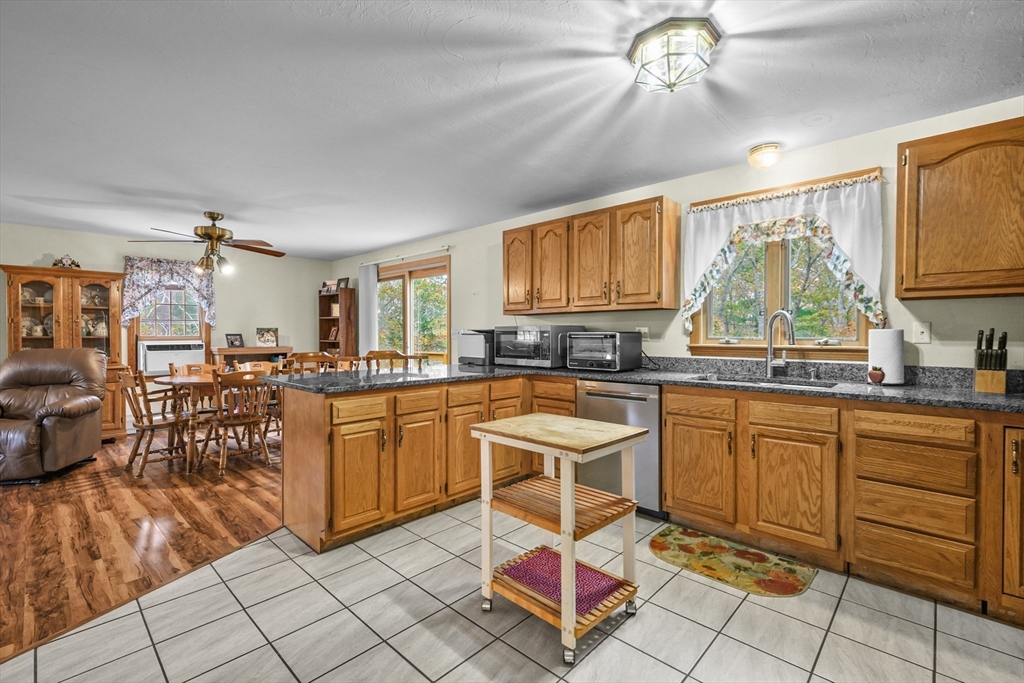 property viewer photo 9
