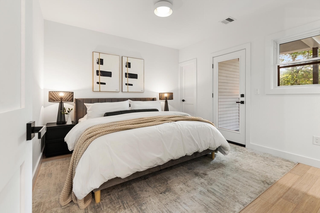 property viewer photo 12