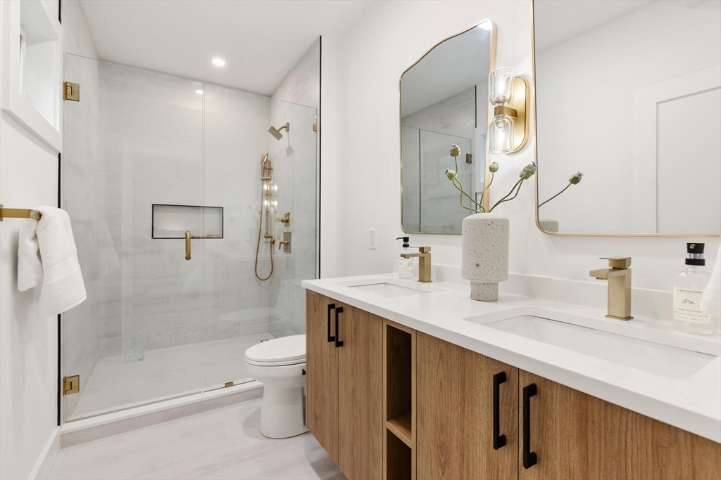 property viewer photo 14