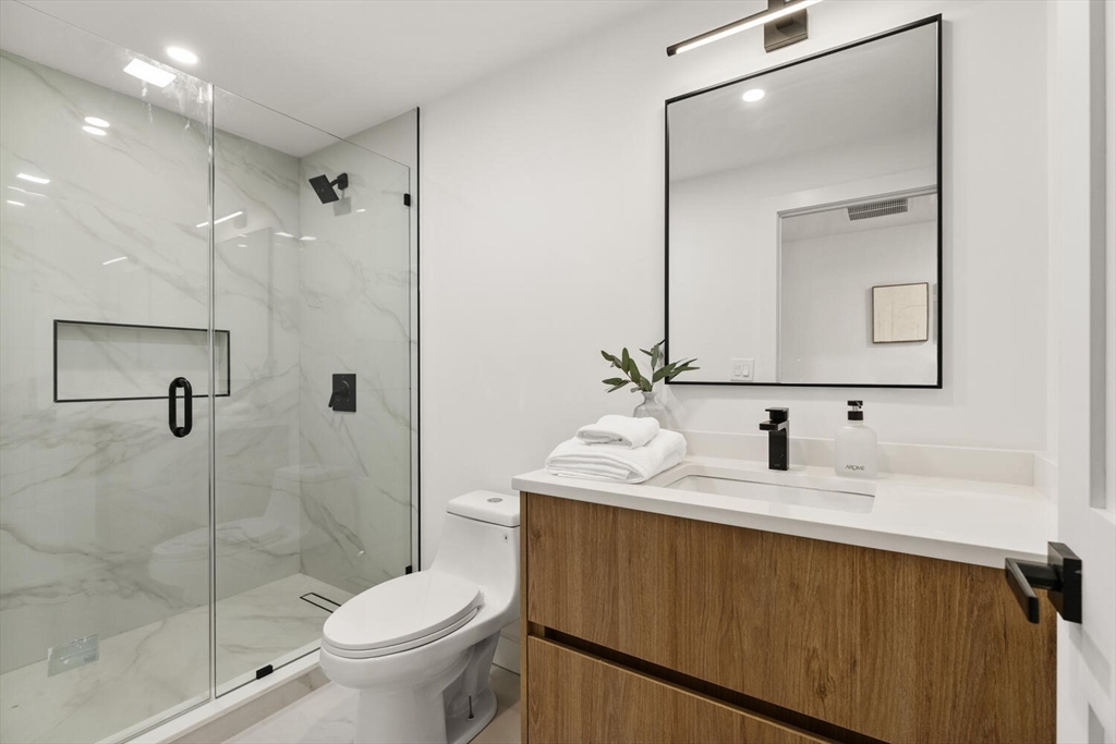 property viewer photo 22