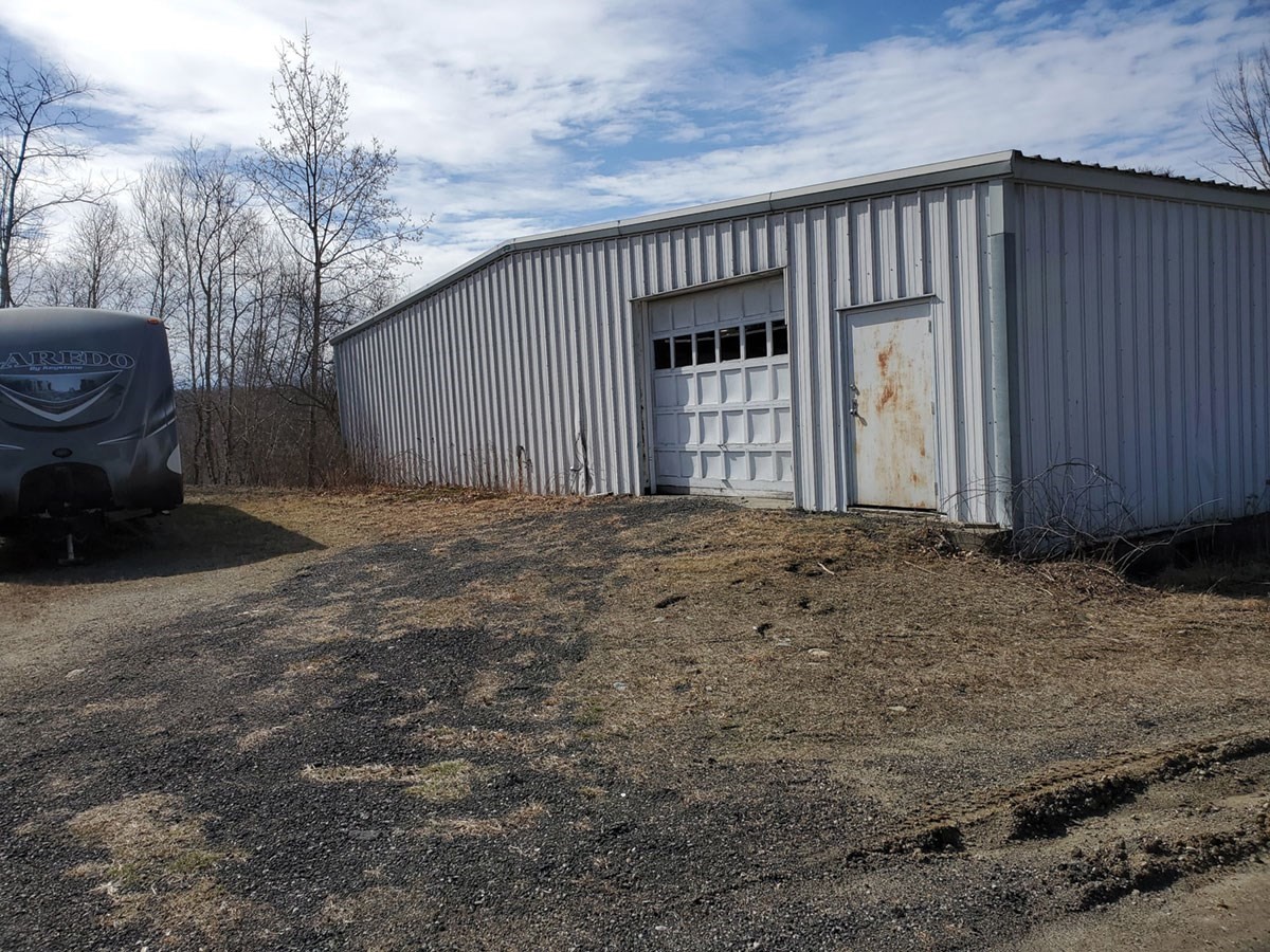 main property photo 33