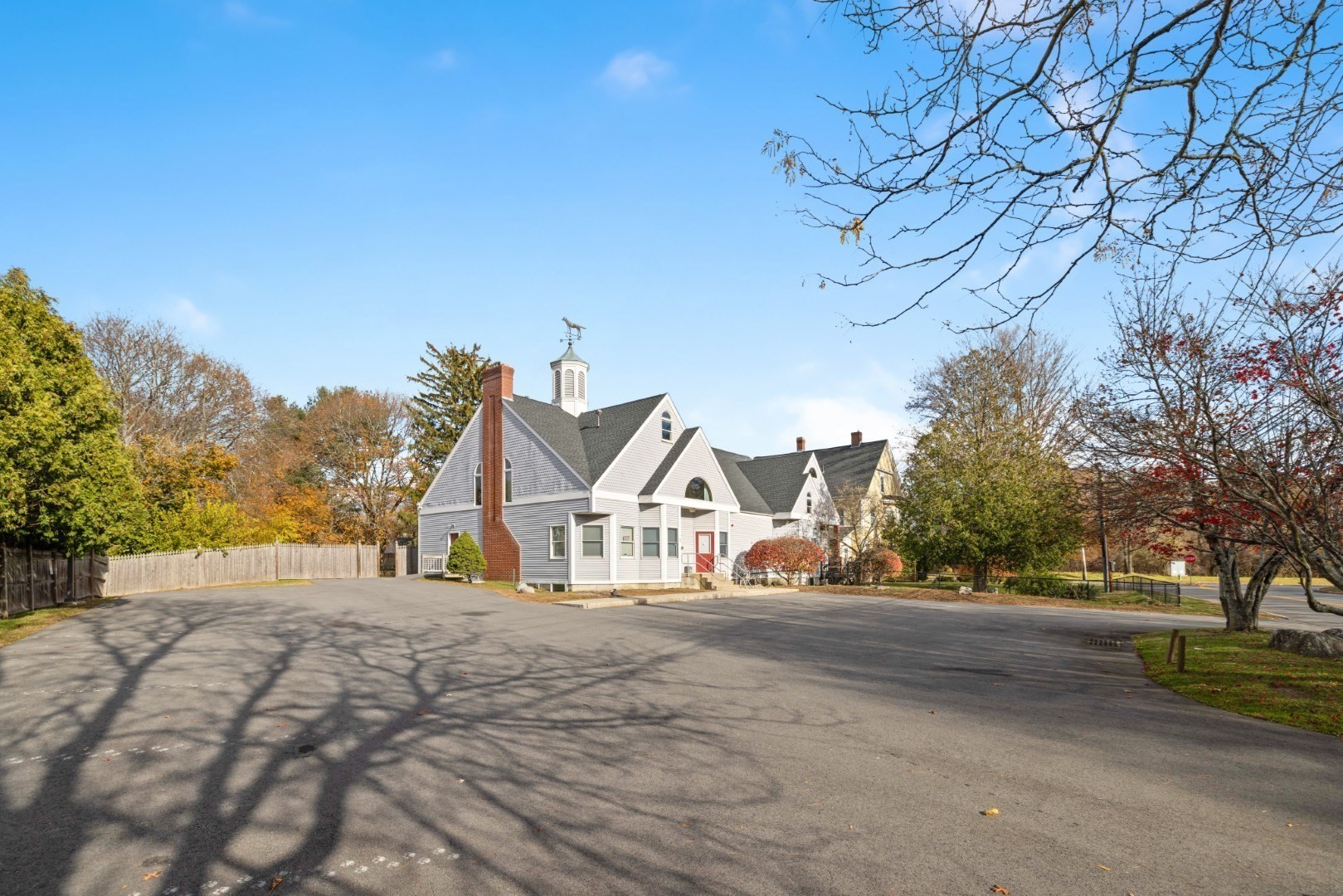 main property photo 5