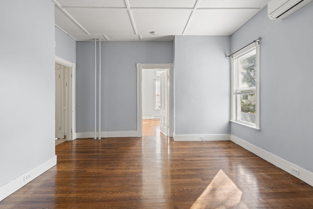 property viewer photo 30