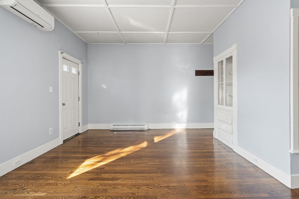 property viewer photo 31