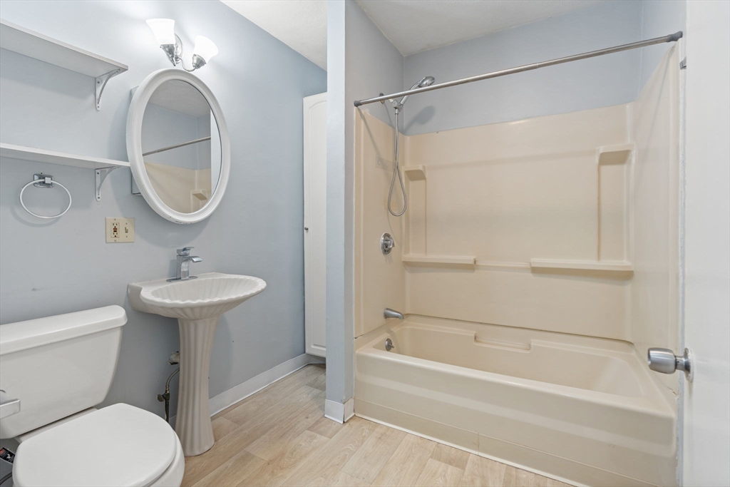 property viewer photo 38
