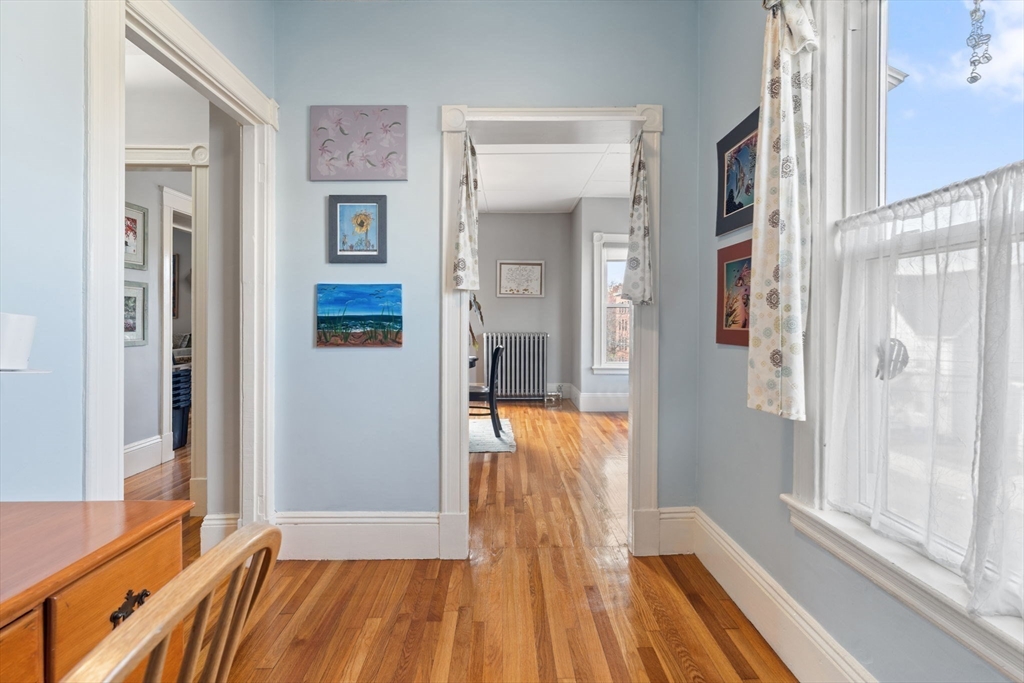 property viewer photo 7