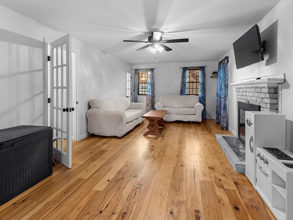property viewer photo 17
