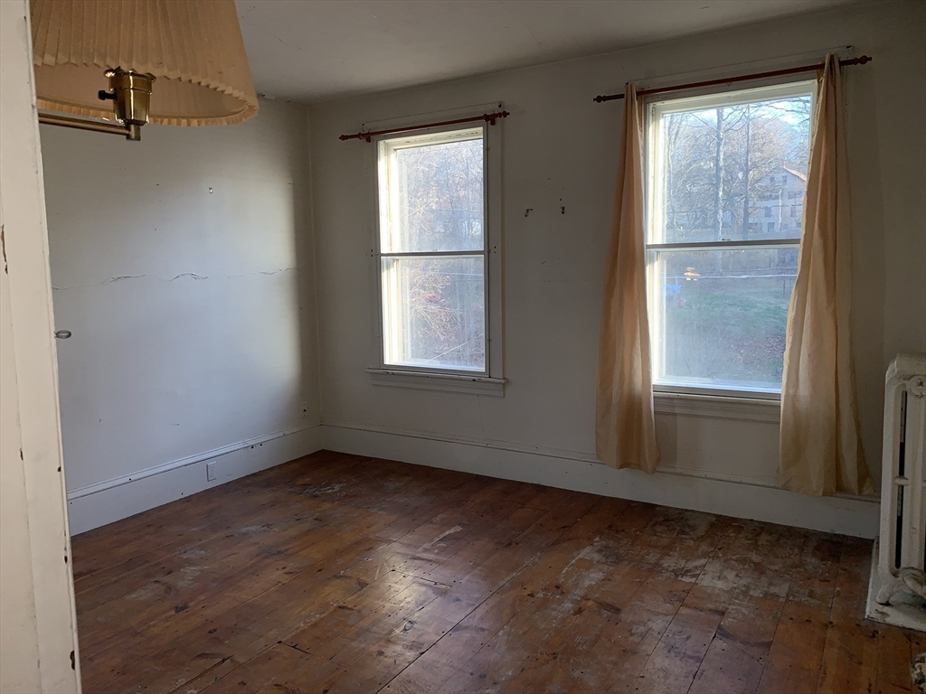 property viewer photo 25