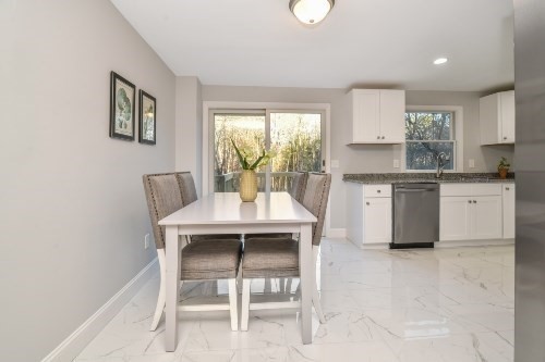 property viewer photo 1