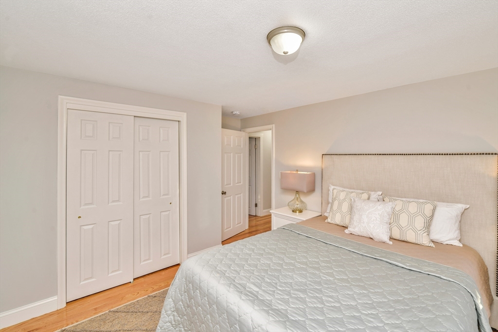 property viewer photo 10