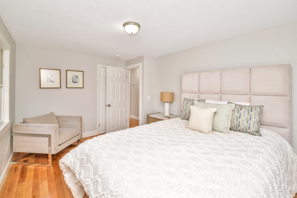 property viewer photo 14