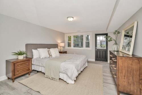 property viewer photo 25