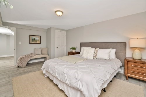 property viewer photo 27