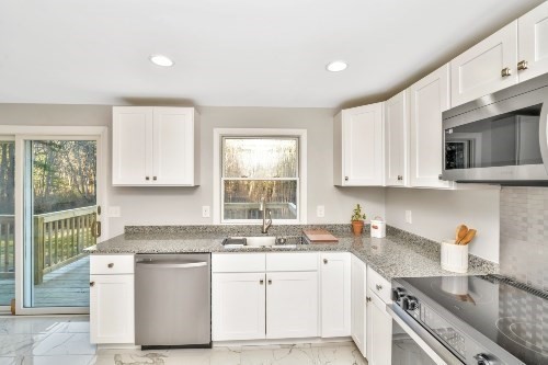 property viewer photo 3
