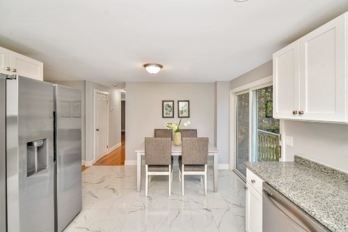 property viewer photo 4
