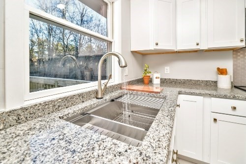 property viewer photo 7