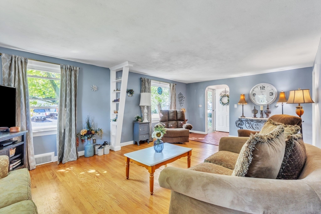 property viewer photo 11