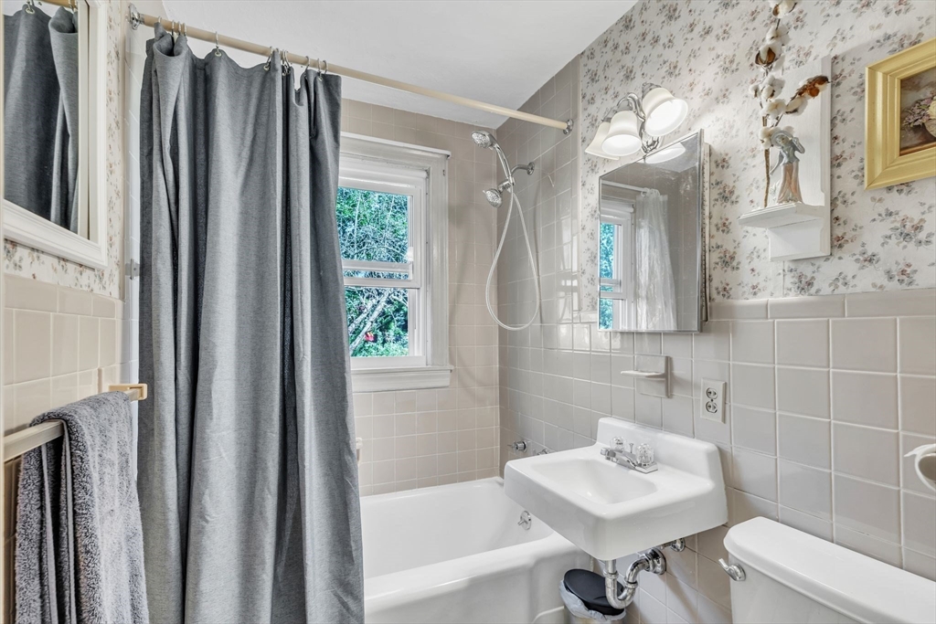 property viewer photo 16