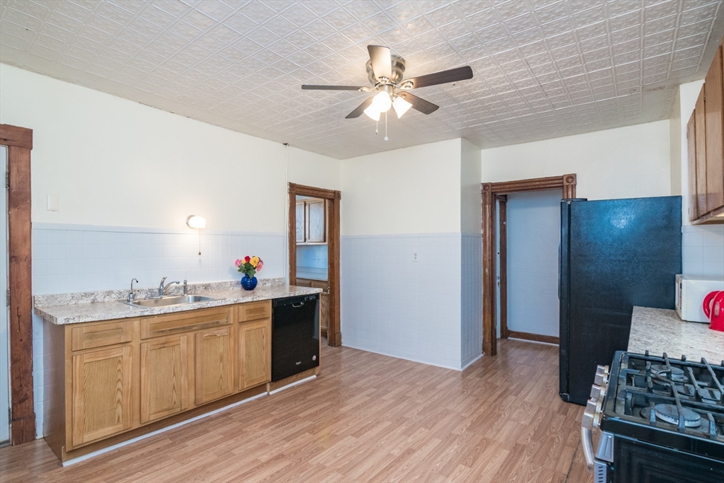 property viewer photo 14
