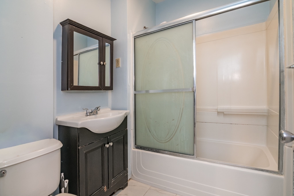 property viewer photo 18