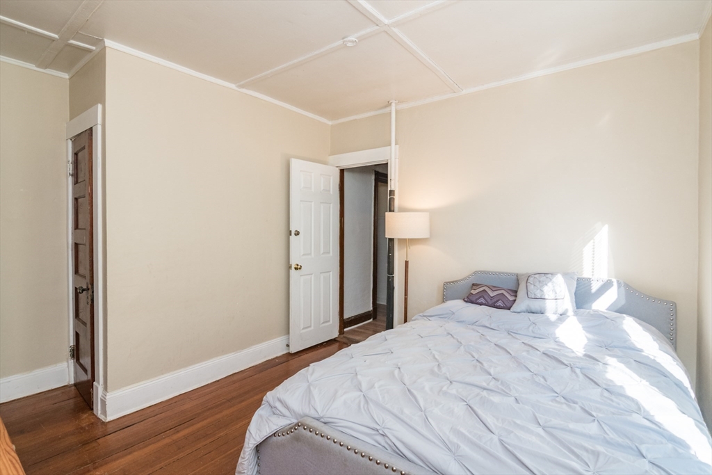 property viewer photo 20