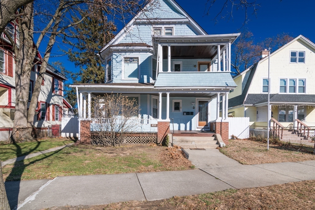 property viewer photo 3