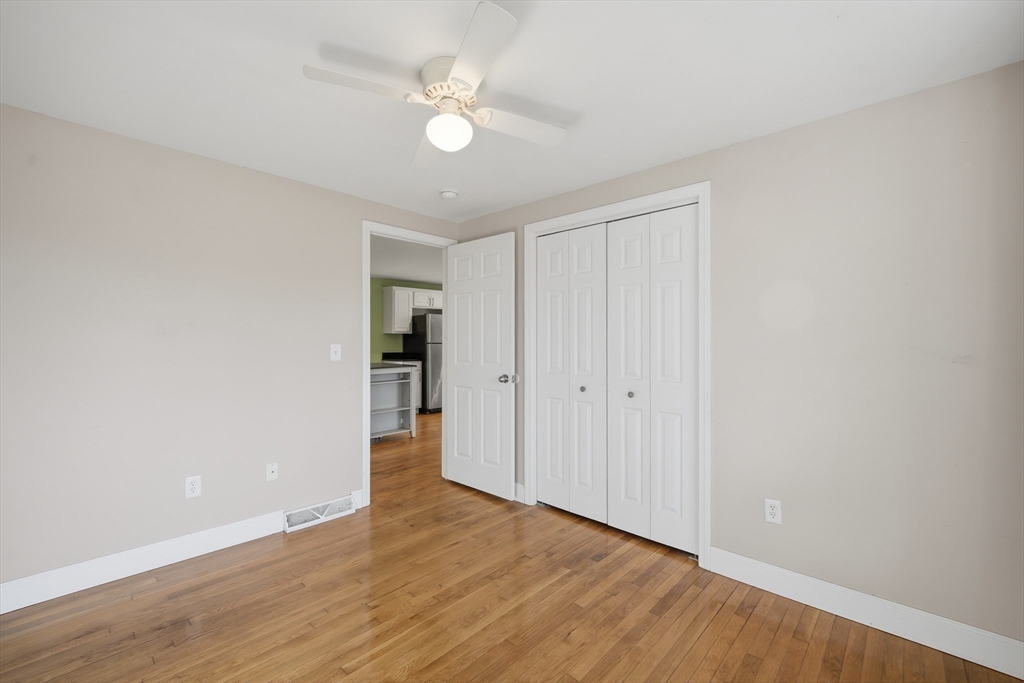 property viewer photo 15