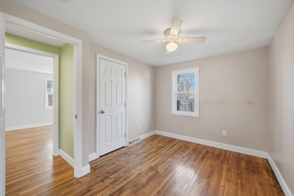 property viewer photo 20