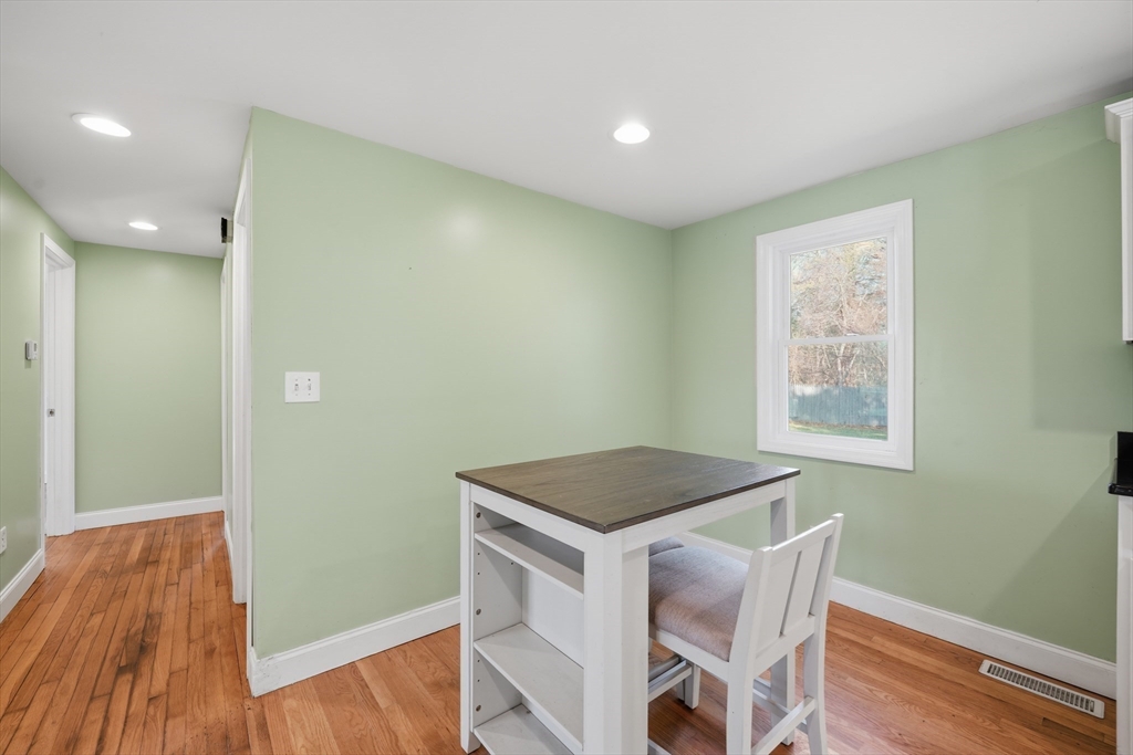 property viewer photo 5