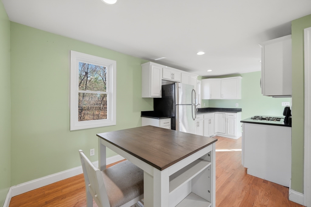 property viewer photo 6