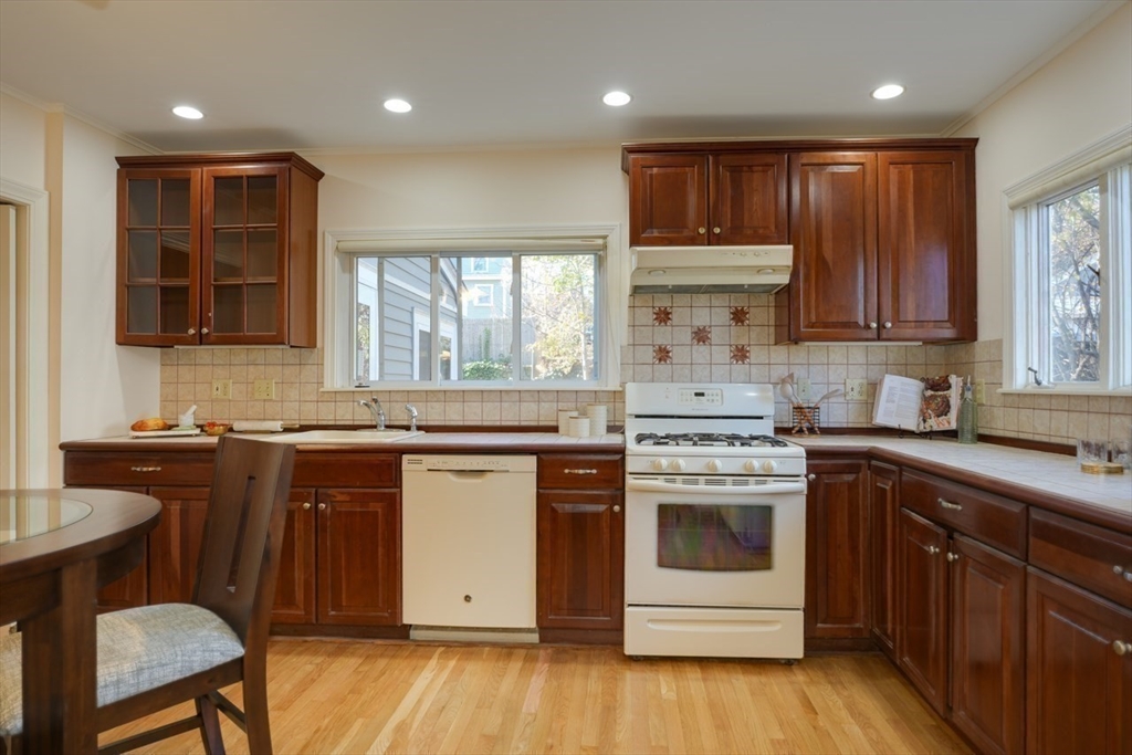 property viewer photo 9