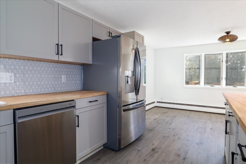 property viewer photo 16