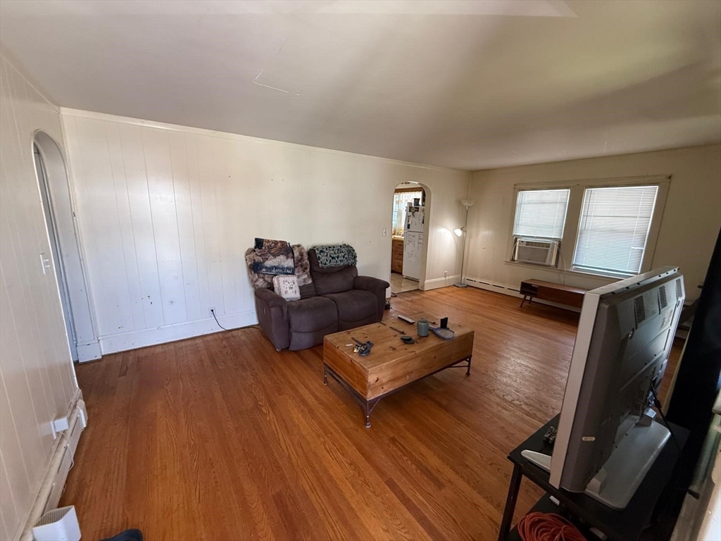 property viewer photo 2