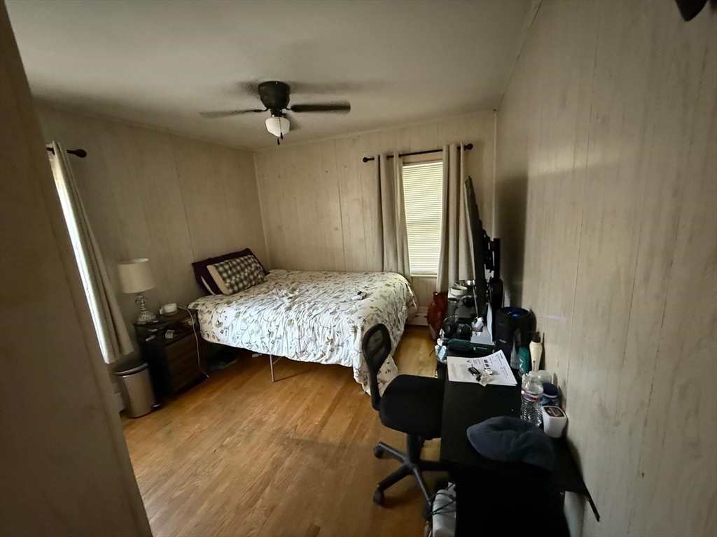 property viewer photo 4