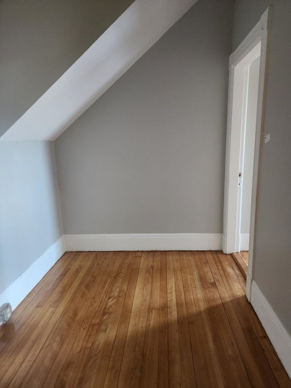 property viewer photo 10