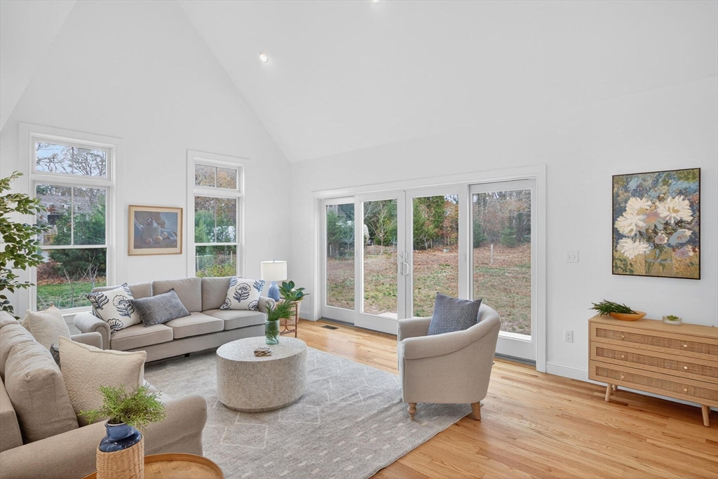 property viewer photo 10