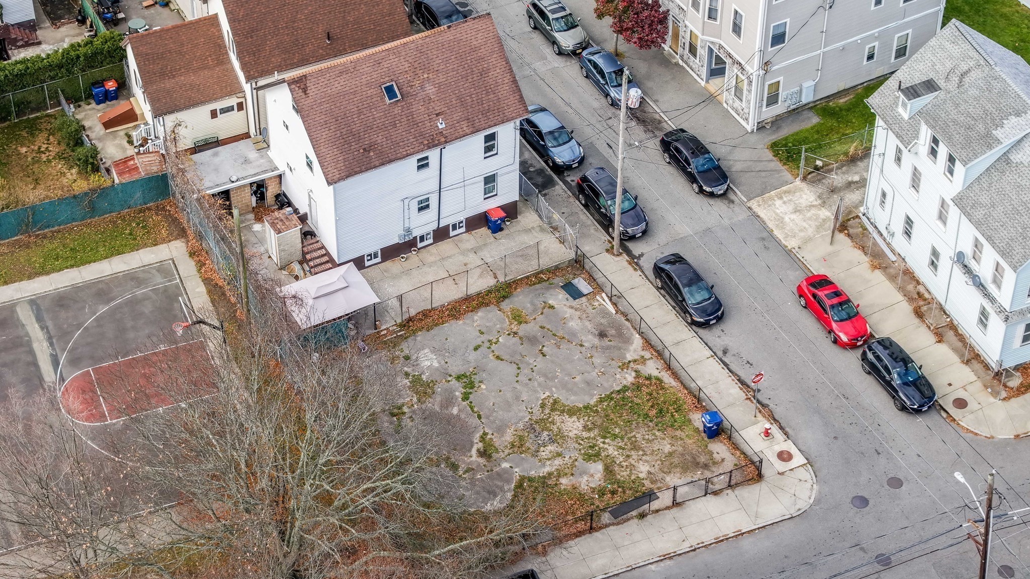 main property photo 4