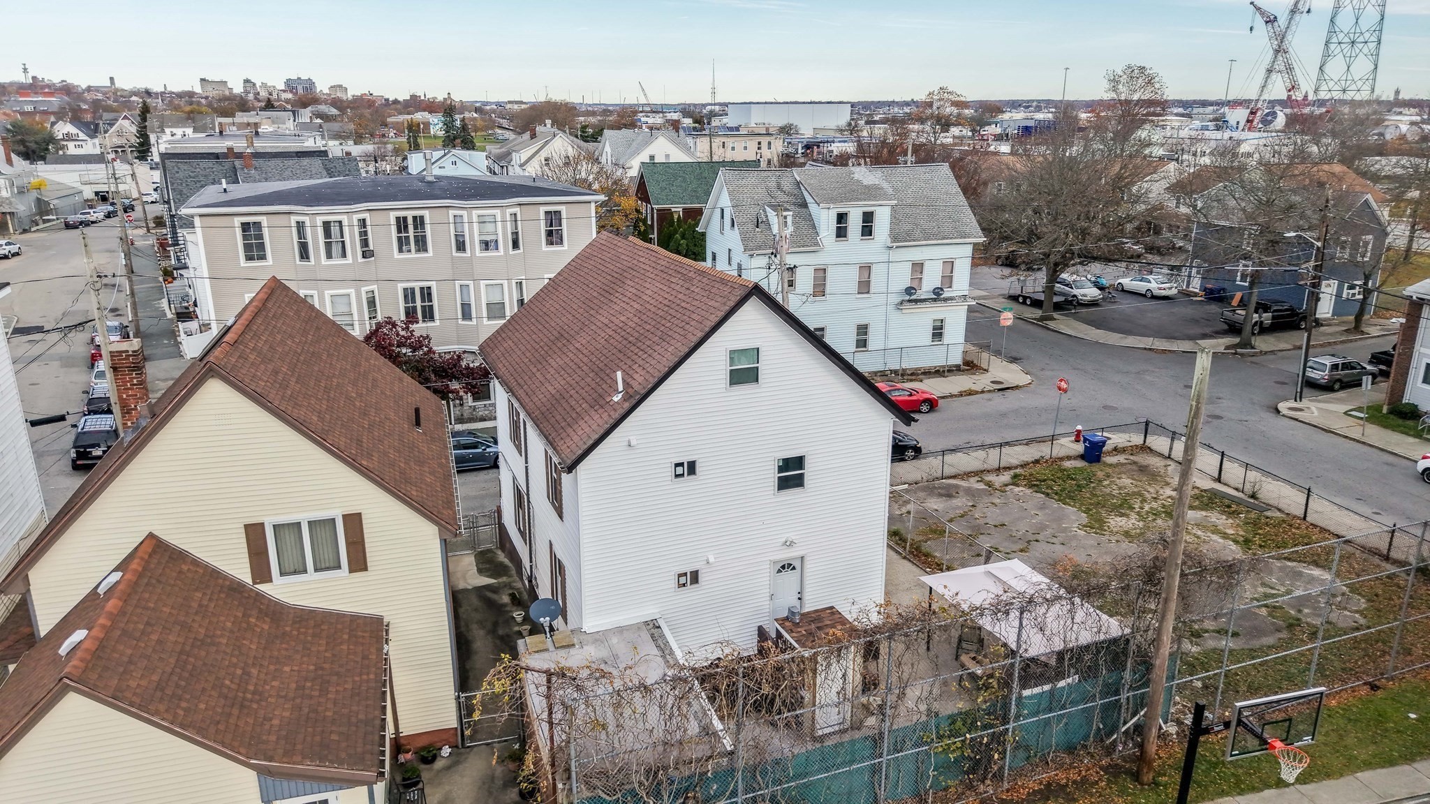 main property photo 5