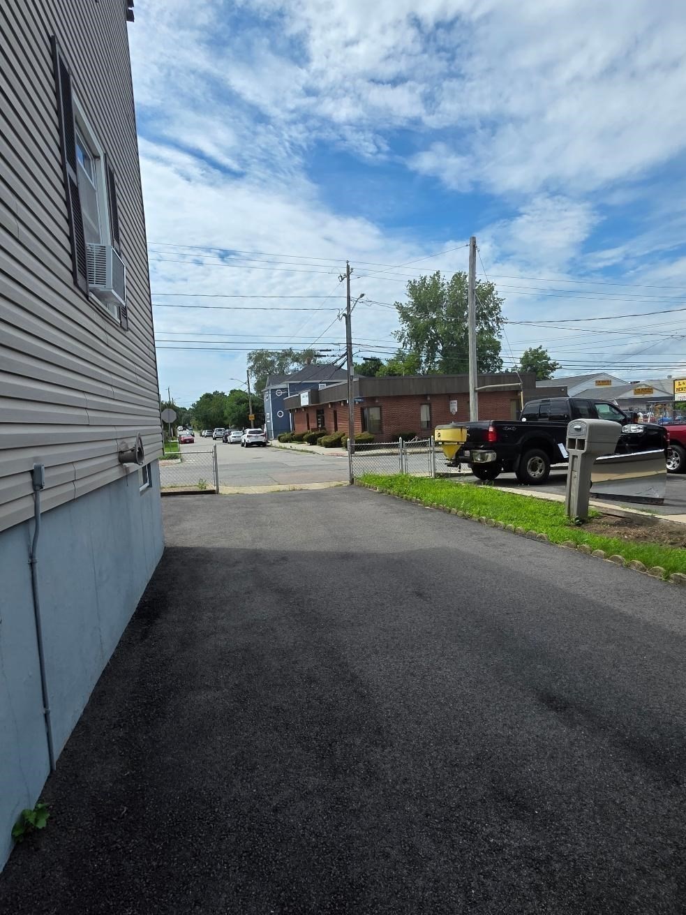 main property photo 37