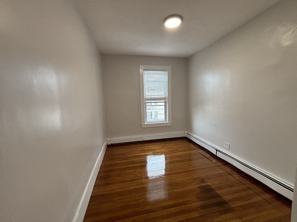 property viewer photo 12