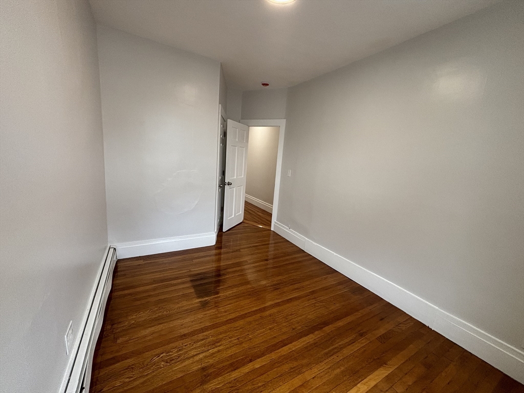 property viewer photo 13