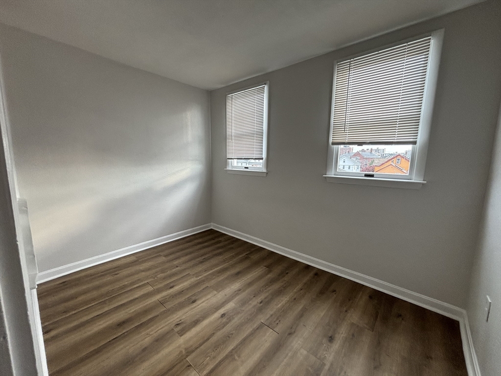 property viewer photo 14