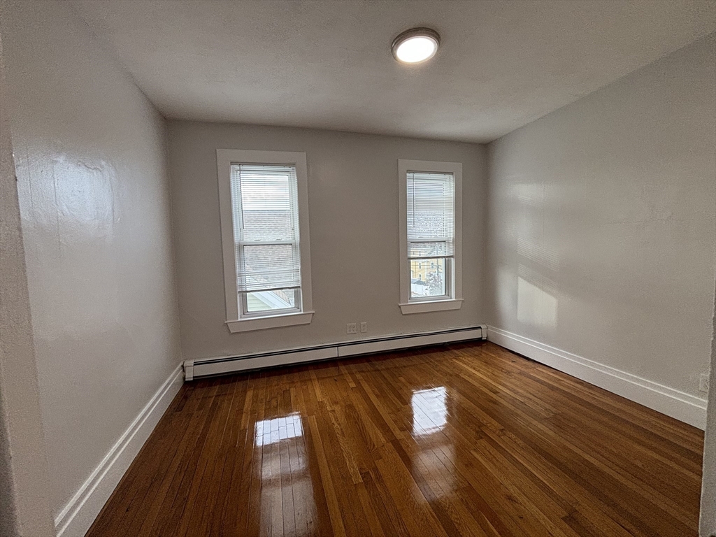 property viewer photo 8