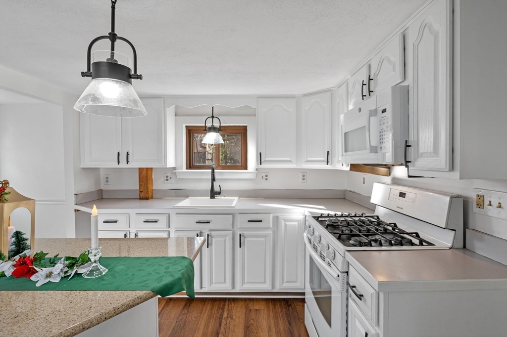 property viewer photo 12