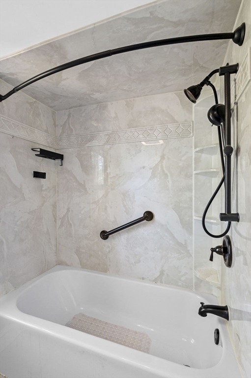property viewer photo 24